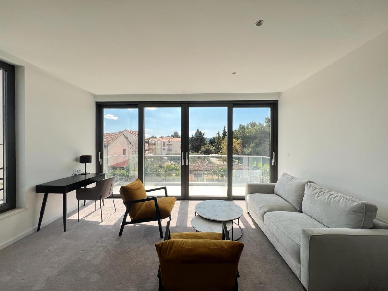 Hotel Oscar Kaštela Kültér fotó