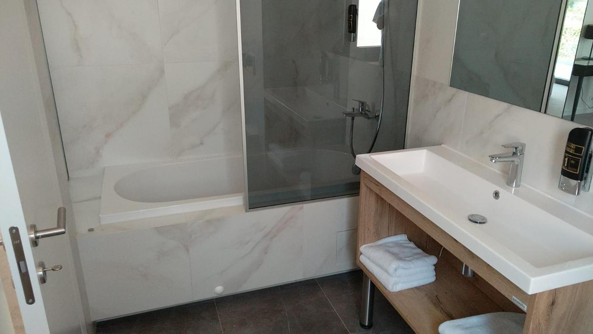 Hotel Oscar Kaštela Kültér fotó