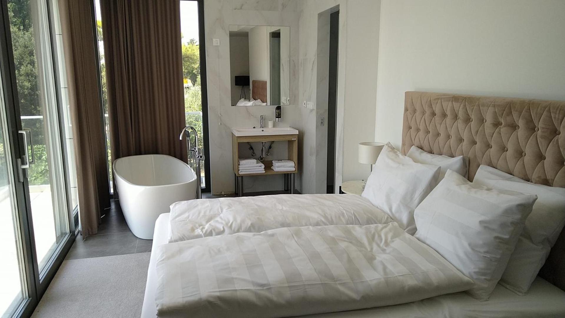 Hotel Oscar Kaštela Kültér fotó